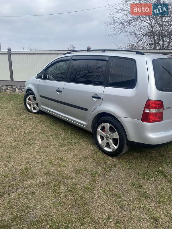 2004 volkswagen touran