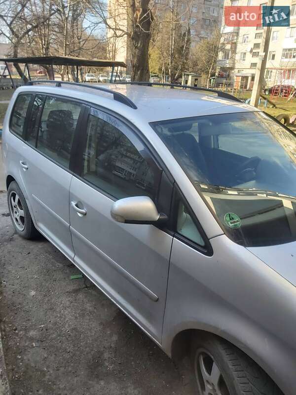 2004 volkswagen touran
