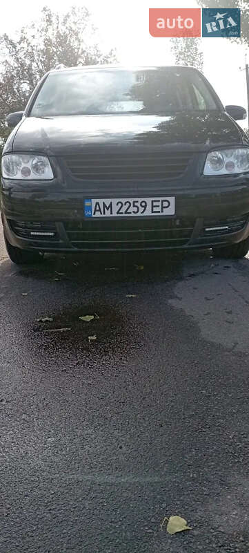 2004 volkswagen touran