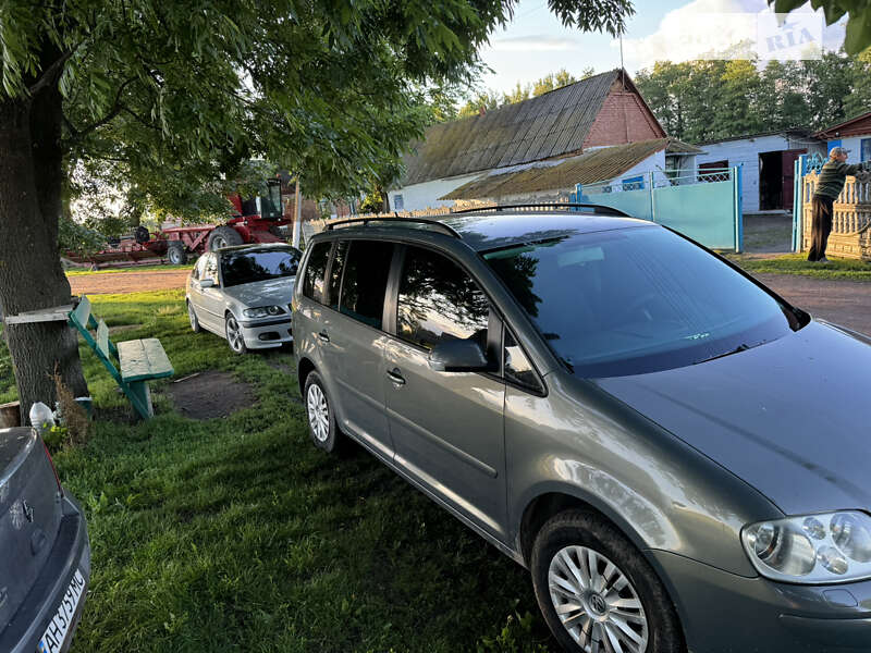 2004 volkswagen touran