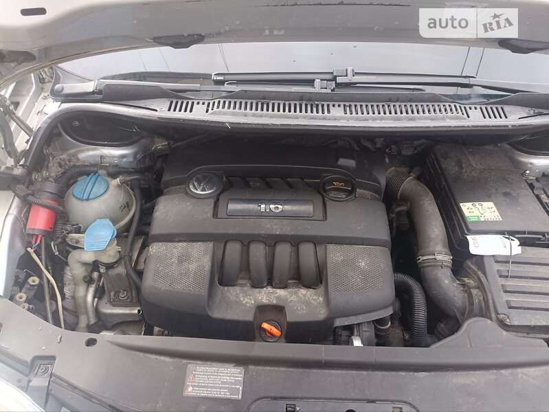 2004 volkswagen touran