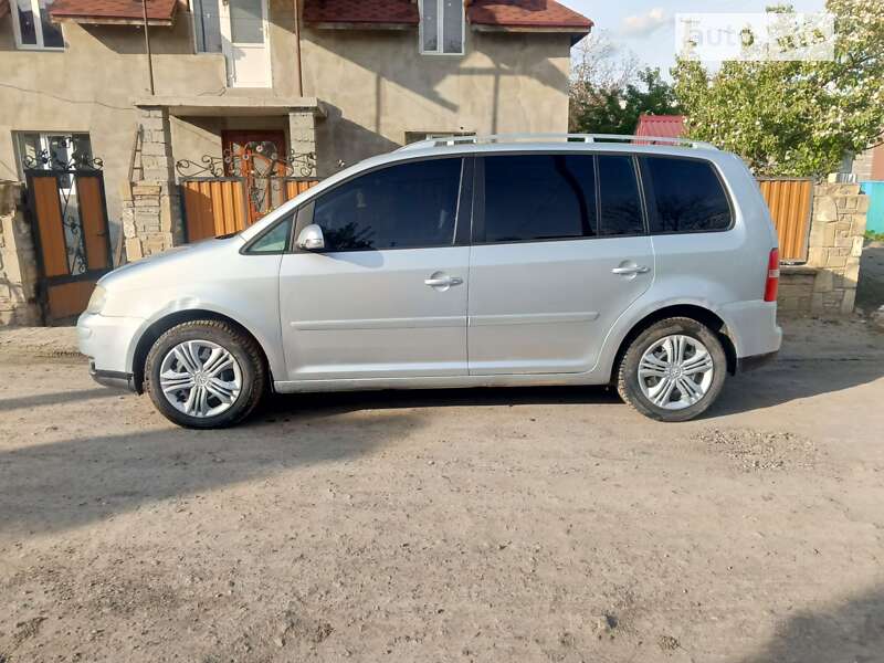 2004 volkswagen touran