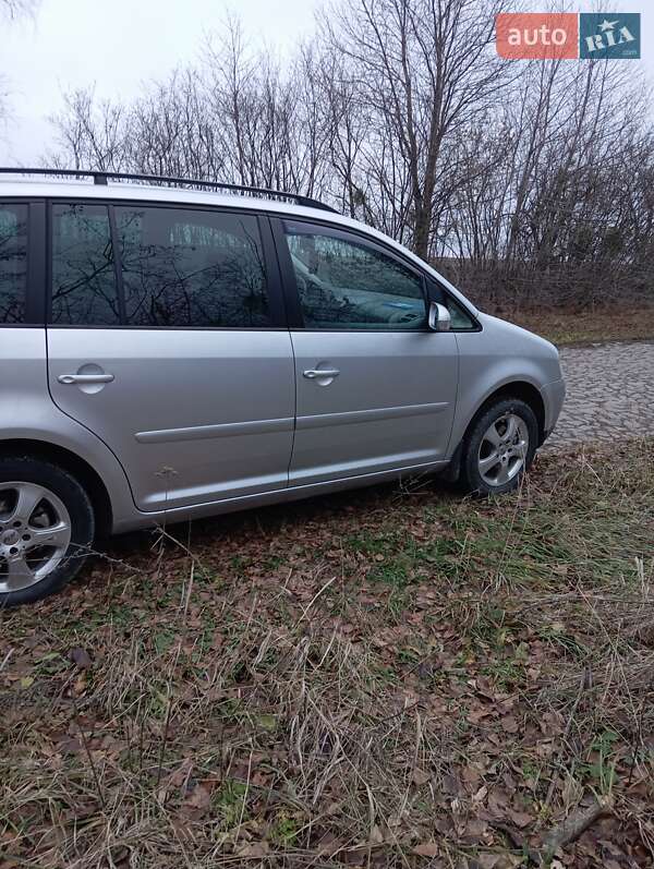 2004 volkswagen touran