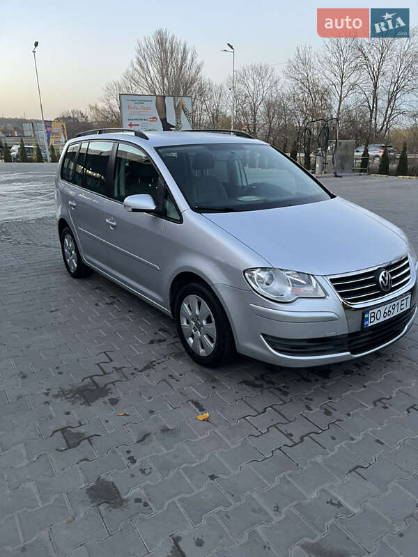 2009 volkswagen touran