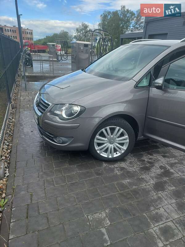 2009 volkswagen touran