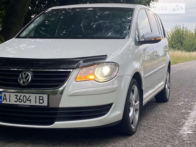 2010 volkswagen touran