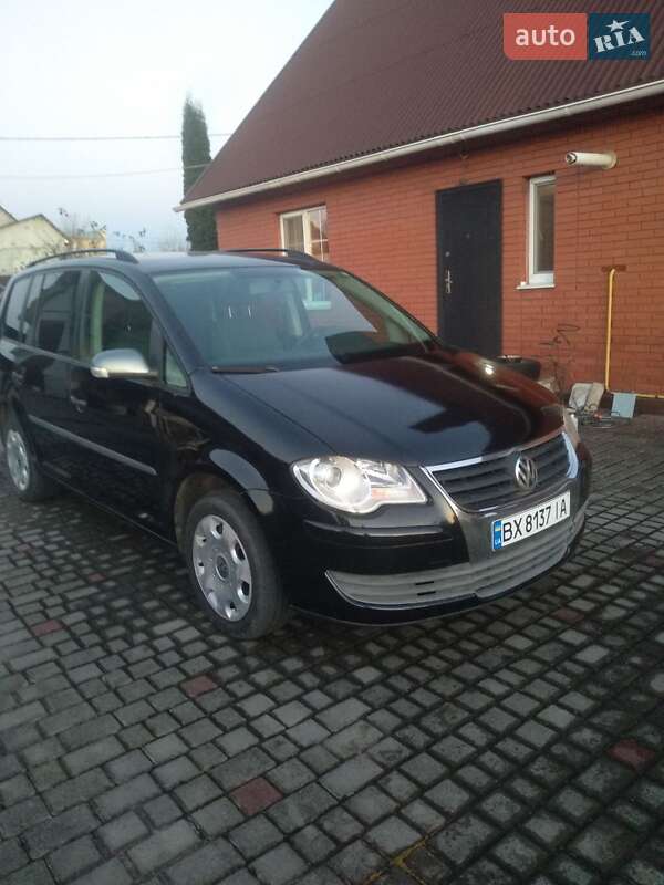 2010 volkswagen touran