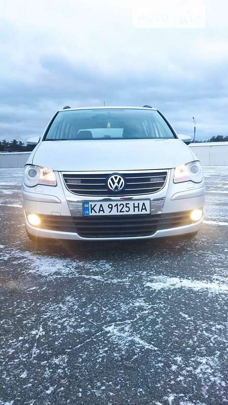 2010 volkswagen touran