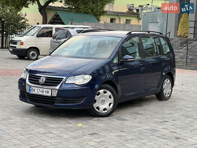2010 volkswagen touran