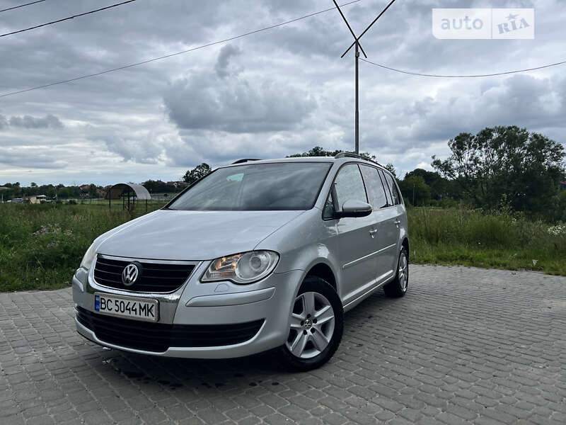 2010 volkswagen touran