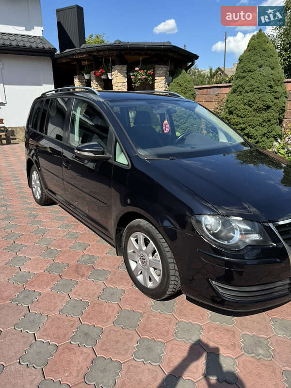 2010 volkswagen touran