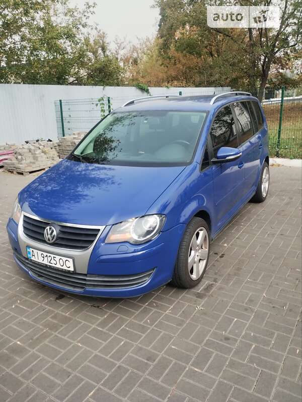 2010 volkswagen touran