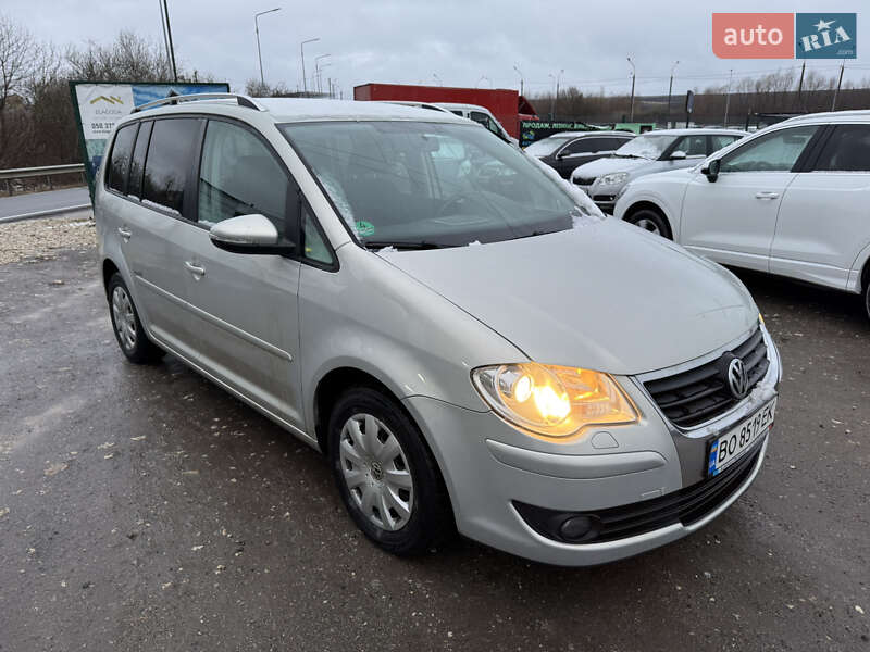2010 volkswagen touran