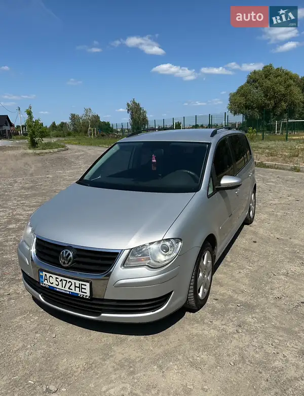 2010 volkswagen touran