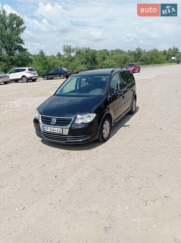 2010 volkswagen touran