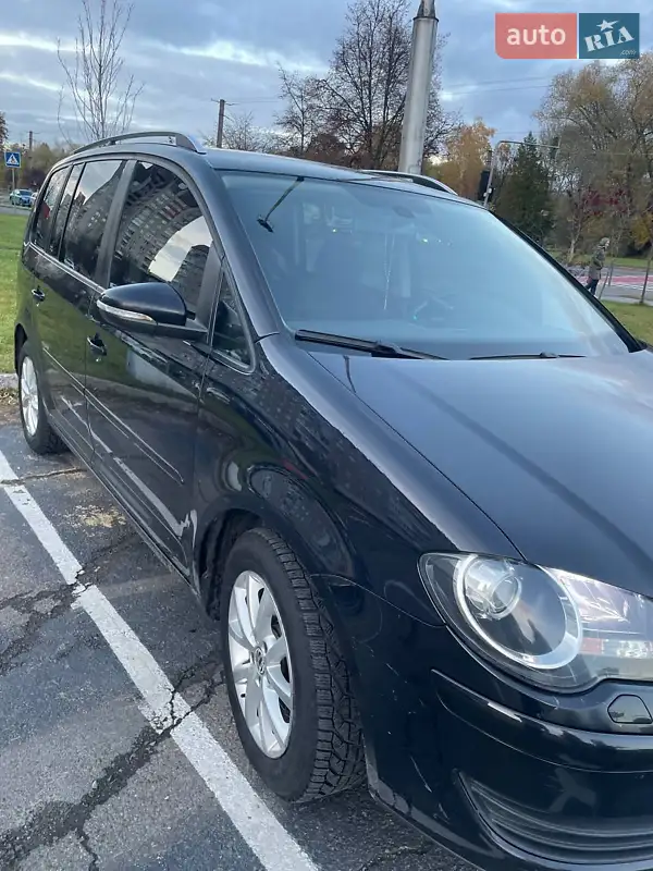 2010 volkswagen touran