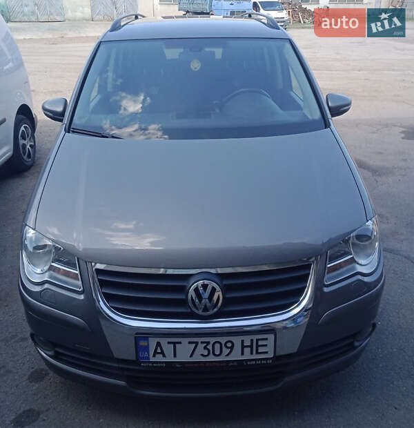 2010 volkswagen touran