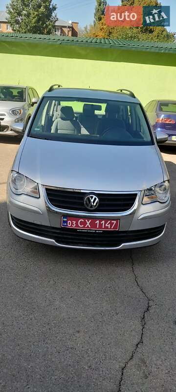 2010 volkswagen touran