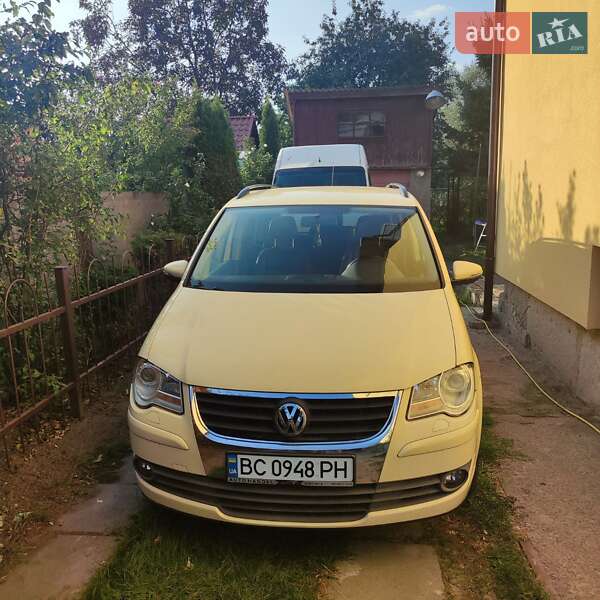2010 volkswagen touran