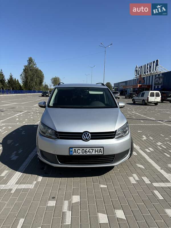 2010 volkswagen touran