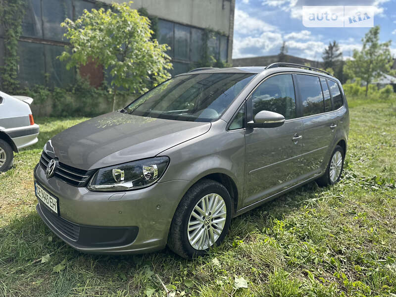 2010 volkswagen touran