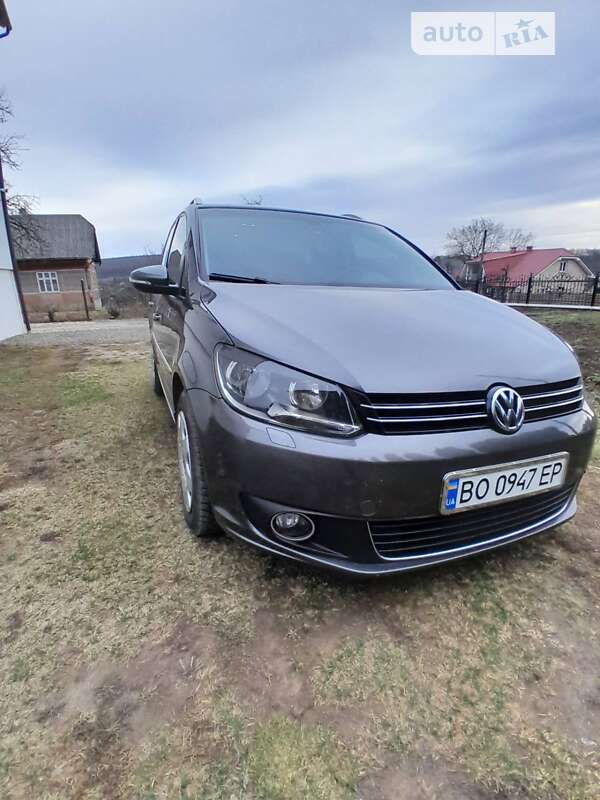 2010 volkswagen touran
