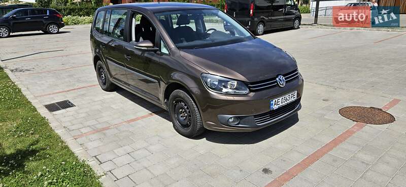 2011 volkswagen touran