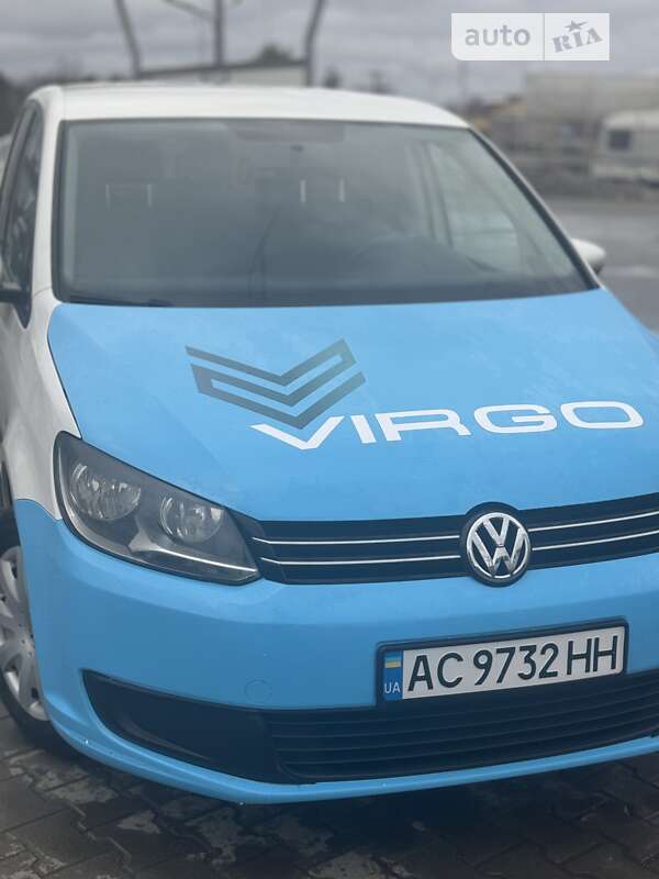 2010 volkswagen touran