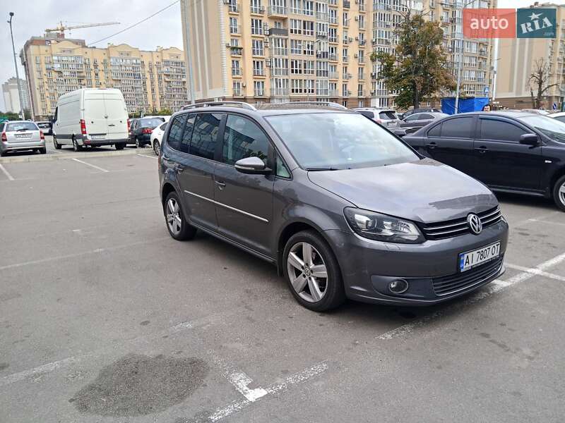 2010 volkswagen touran