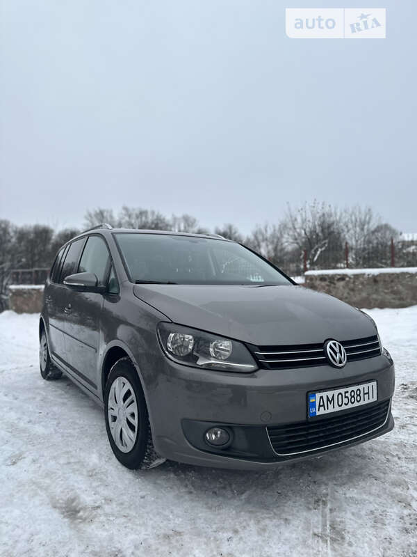 2010 volkswagen touran