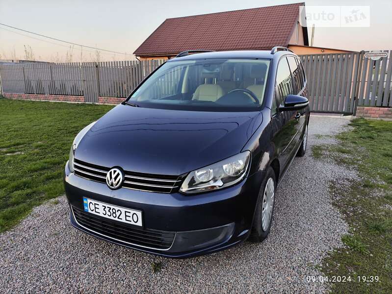2011 volkswagen touran