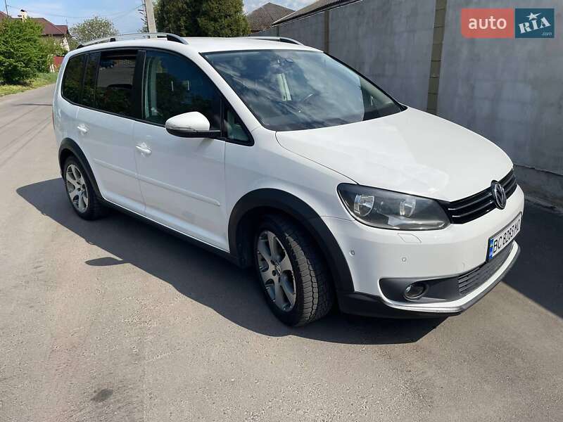 2011 volkswagen touran