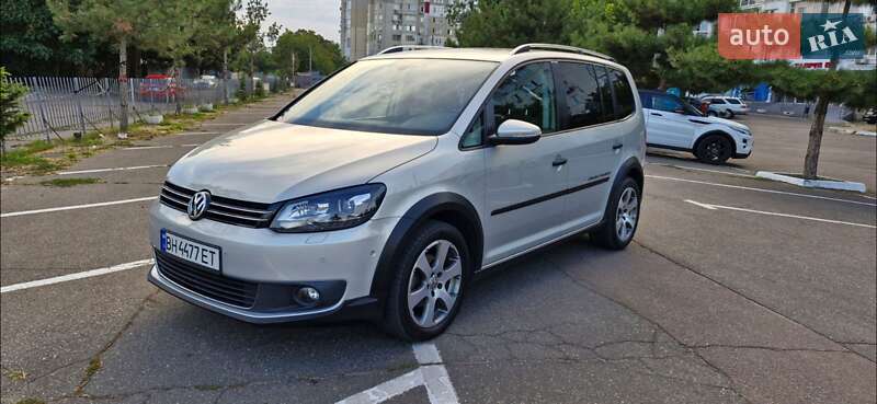 2011 volkswagen touran
