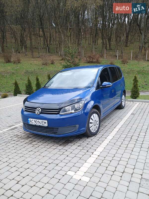 2011 volkswagen touran