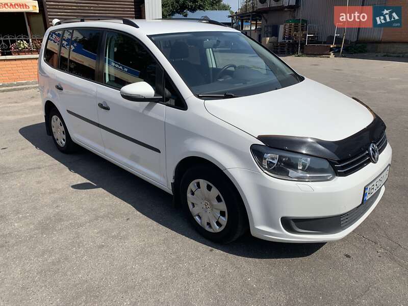 2011 volkswagen touran