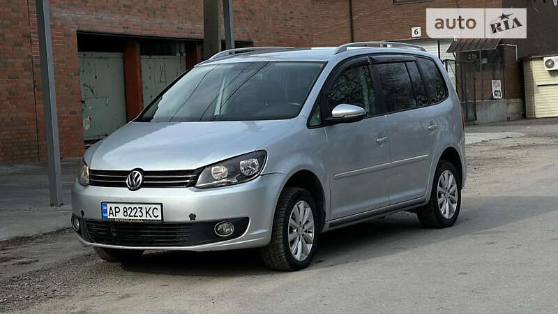 2011 volkswagen touran