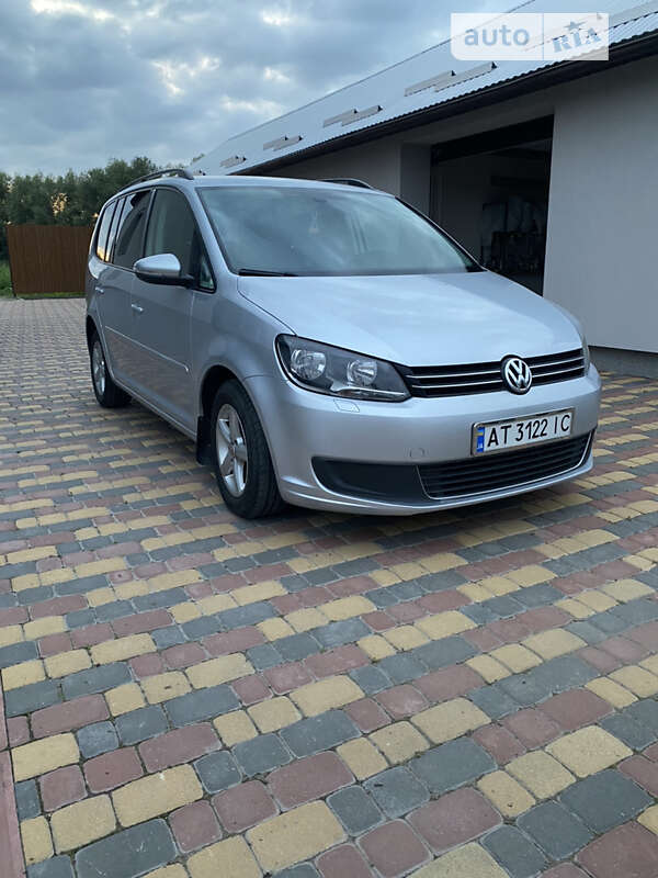 2011 volkswagen touran