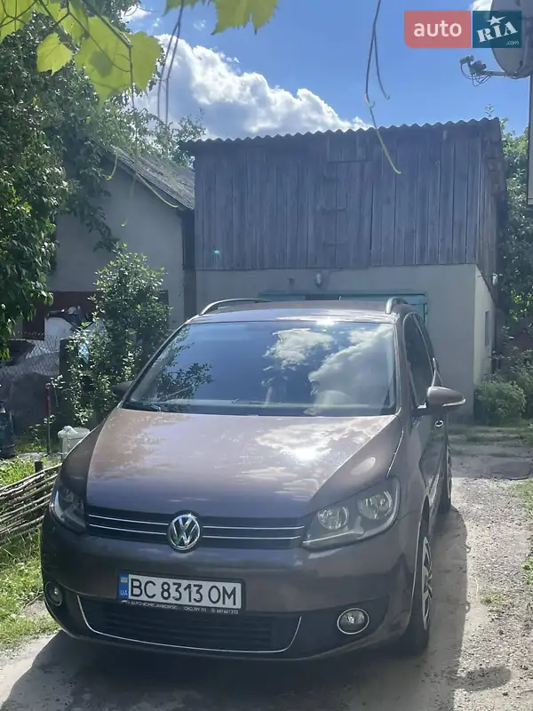 2011 volkswagen touran