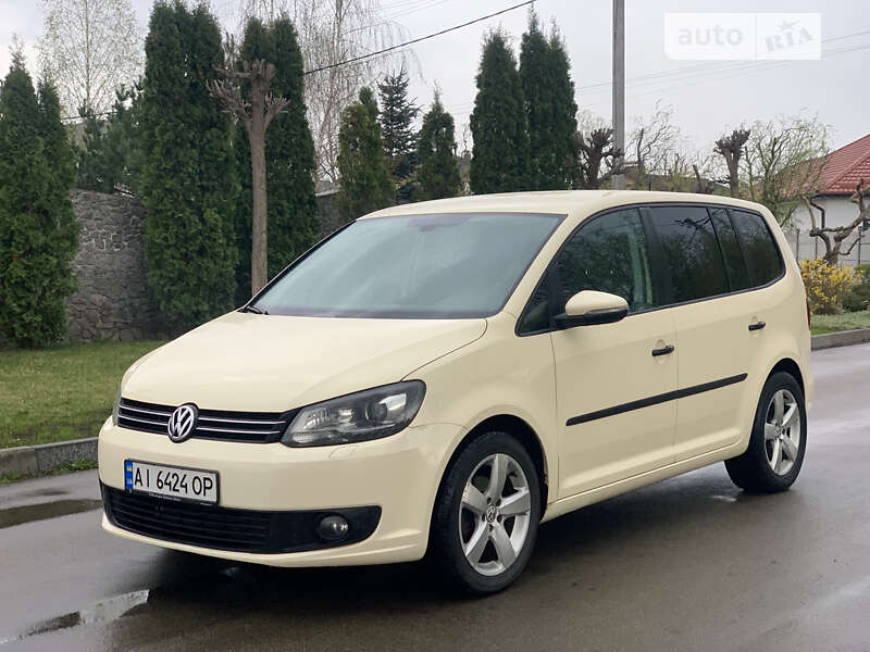 2011 volkswagen touran
