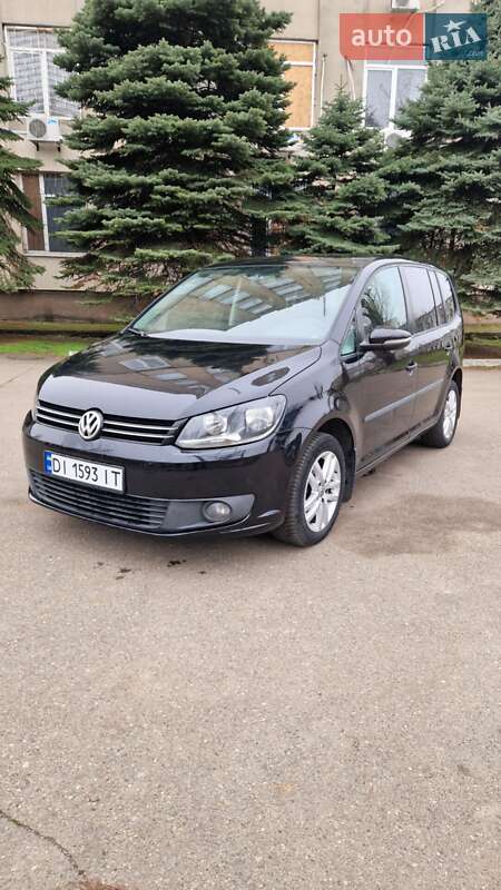 2011 volkswagen touran