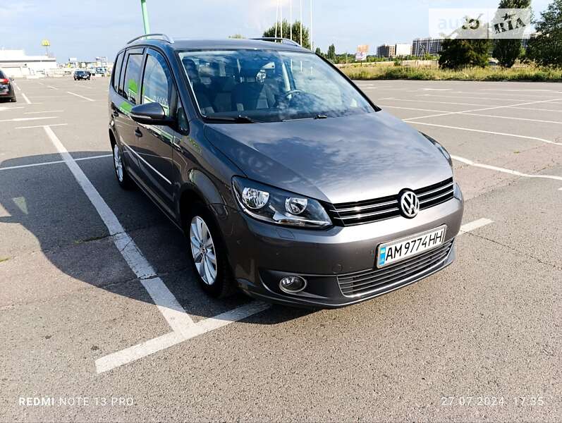 2011 volkswagen touran