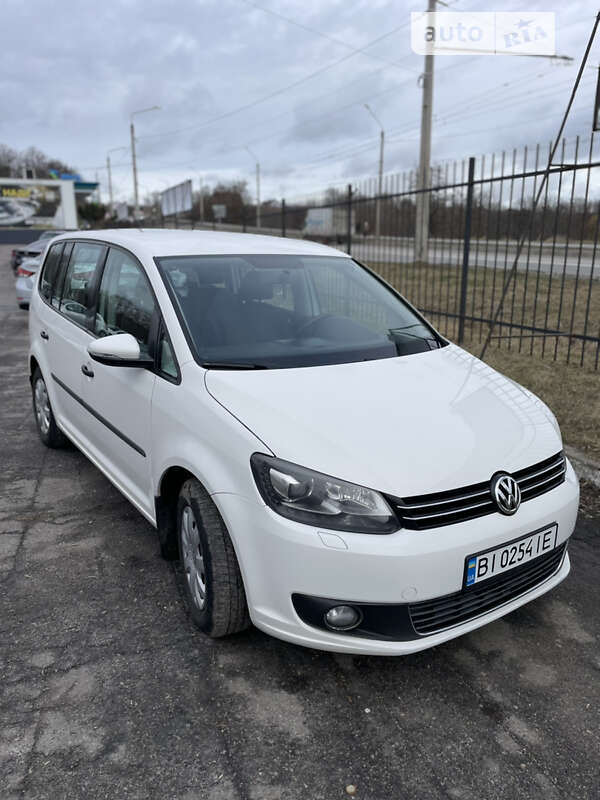 2011 volkswagen touran