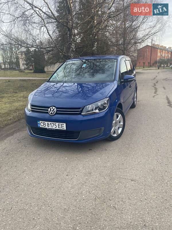 2011 volkswagen touran