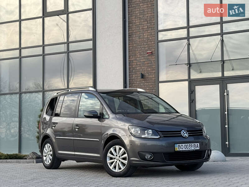 2011 volkswagen touran