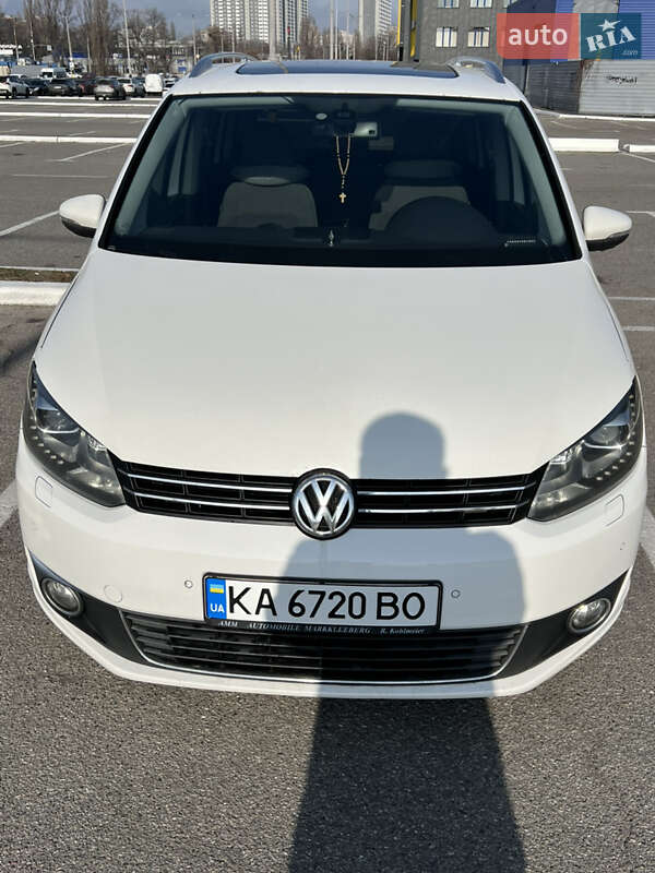 2011 volkswagen touran