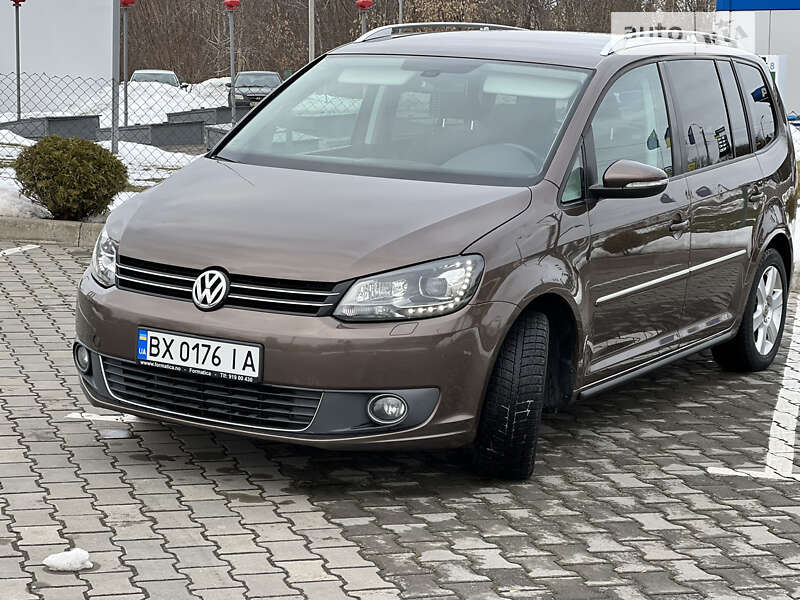 2011 volkswagen touran