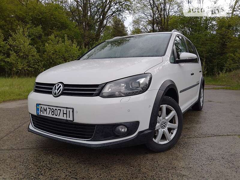 2011 volkswagen touran