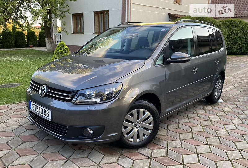 2011 volkswagen touran