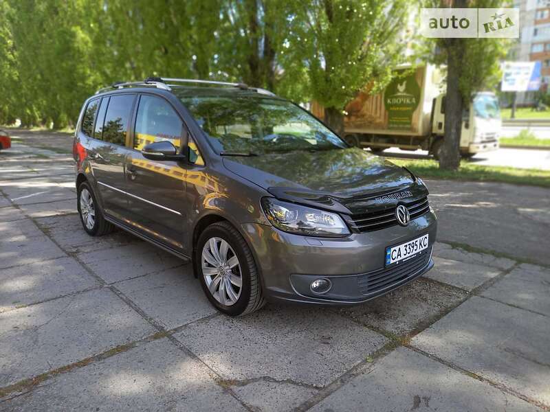 2011 volkswagen touran