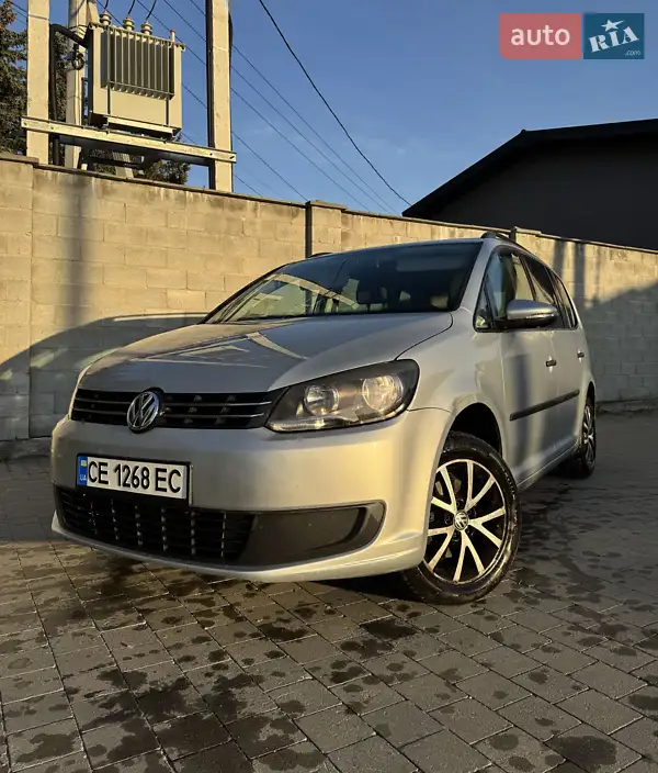 2011 volkswagen touran